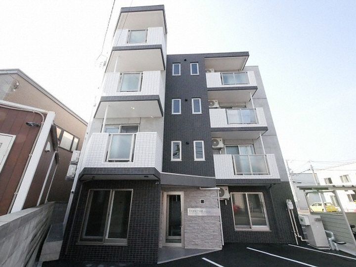 フランシーズ北10条の外観