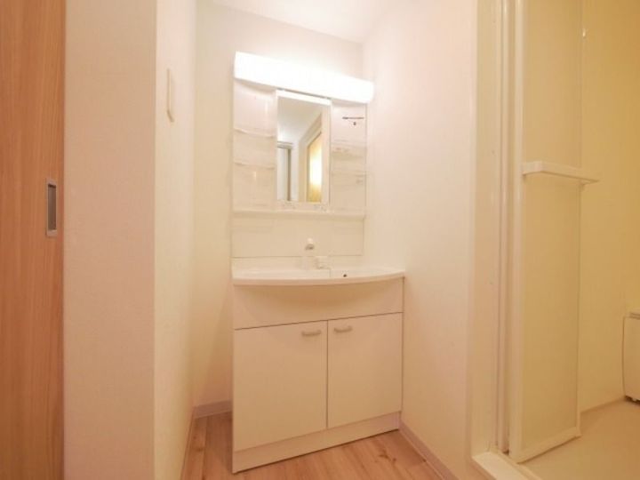 WELINA ASABU (ウェリナアサブ)のその他画像