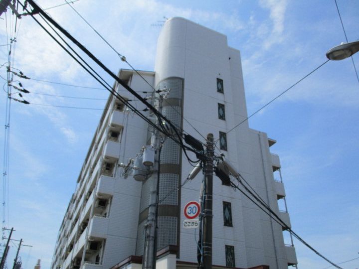 大阪府大阪市東淀川区上新庄3丁目(マンション)の賃貸物件の外観