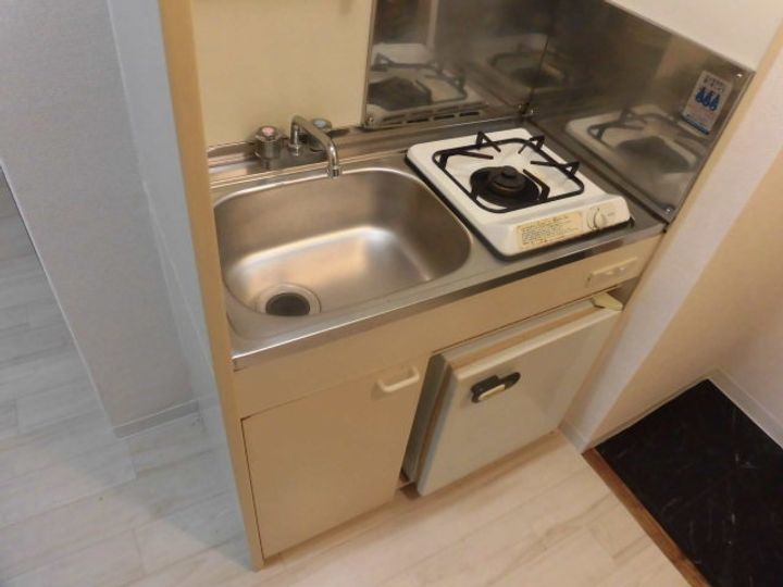 大阪府大阪市東淀川区淡路5丁目(マンション)の賃貸物件のキッチン