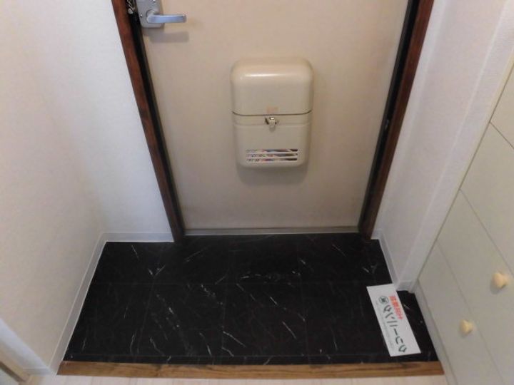 大阪府大阪市東淀川区淡路5丁目(マンション)の賃貸物件の玄関