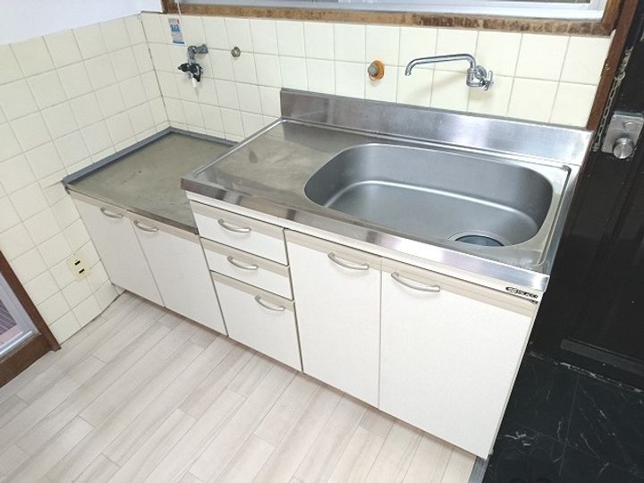 三賀マンションのキッチン