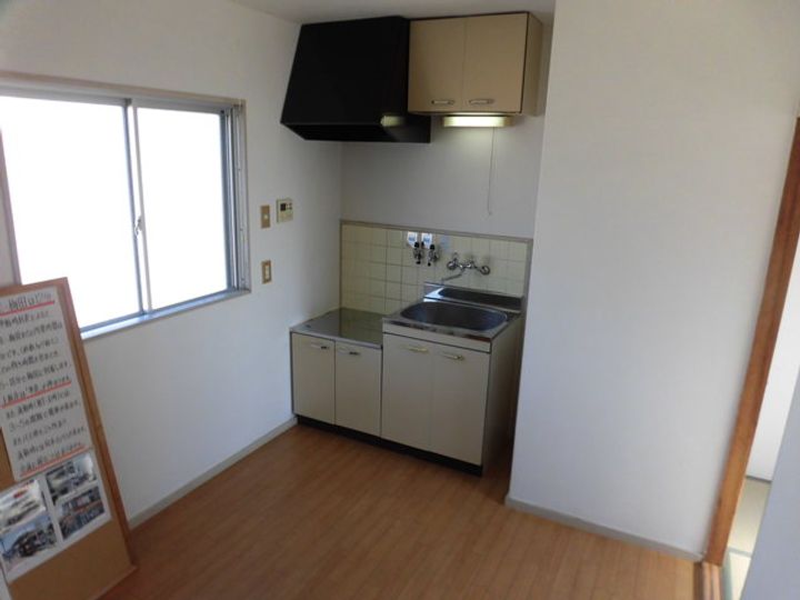 大阪府大阪市東淀川区小松1丁目(マンション)の賃貸物件の居間