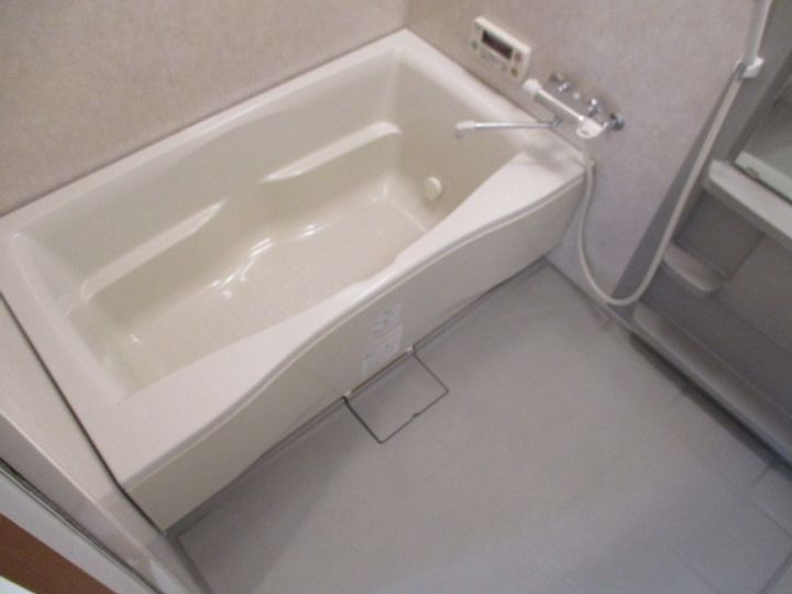 大阪府大阪市東淀川区小松2丁目(マンション)の賃貸物件の風呂