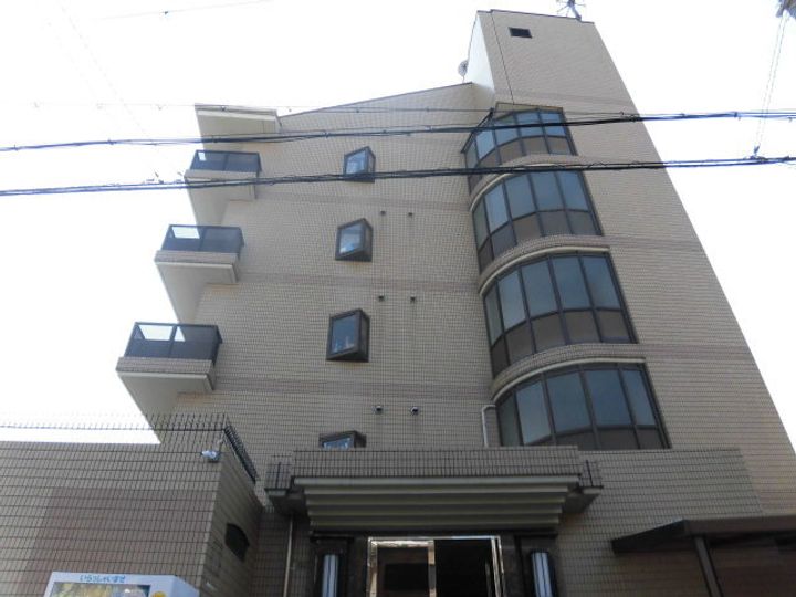 シャルム橋本Ⅲの外観