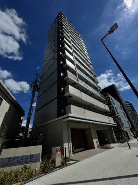 エスリード大阪ザ・ルクスの外観