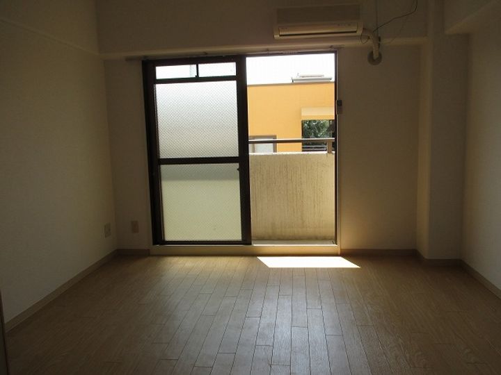 ハイム鳩ヶ瀬の居間