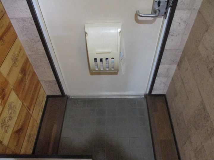 大阪府大阪市東淀川区下新庄4丁目(マンション)の賃貸物件の玄関