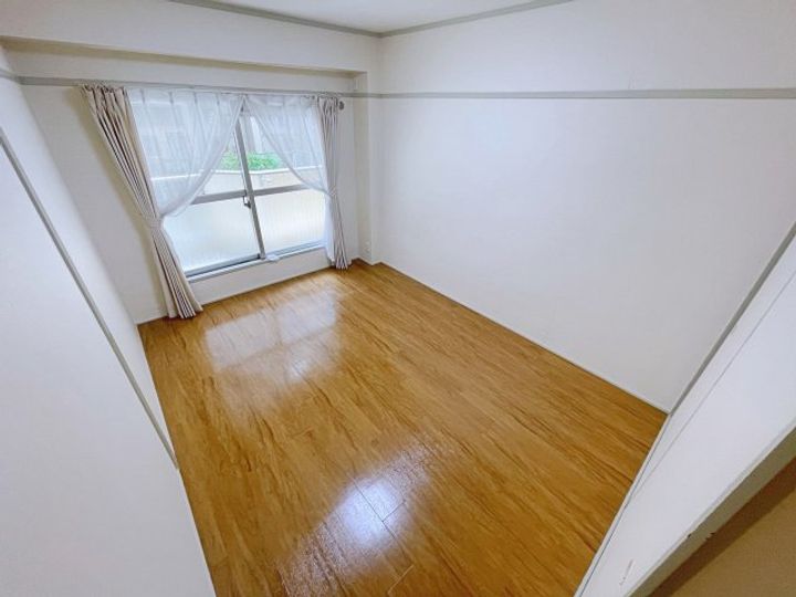 ミスターK上新庄の居間