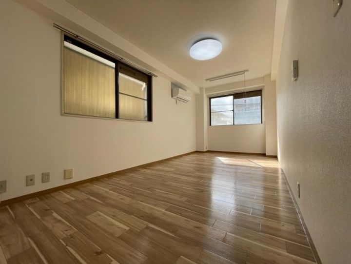 フォセット宝塚203の居間