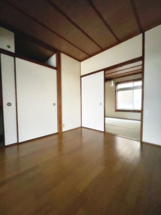 三和マンション102の内装