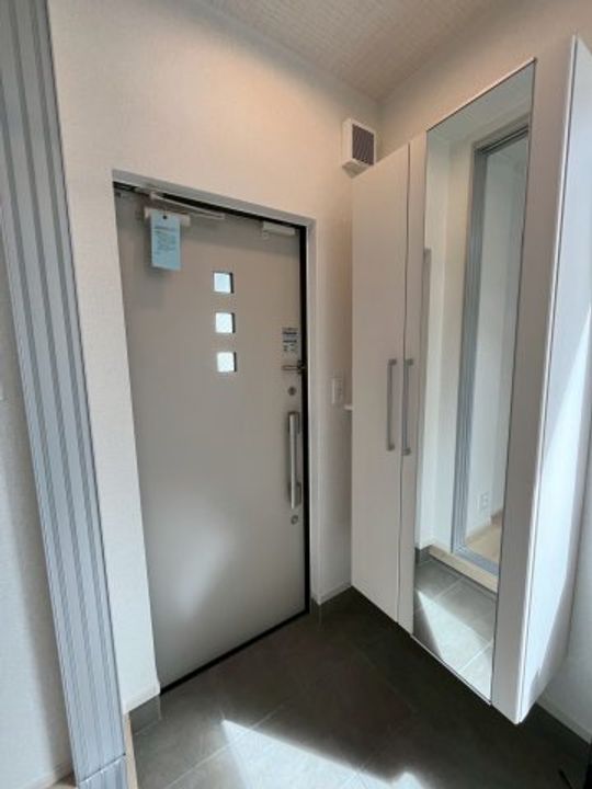メゾン グランシャンの玄関