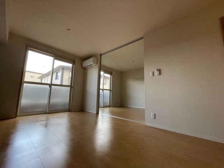 アミコート小林の内装