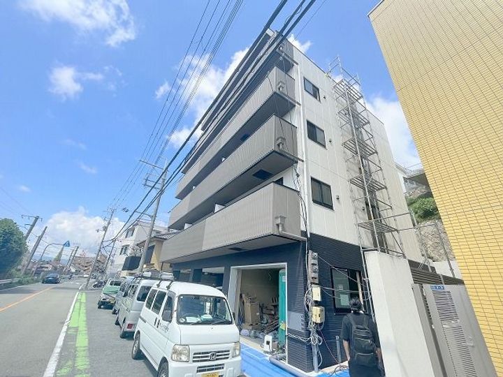 グランジュテ寺畑の外観