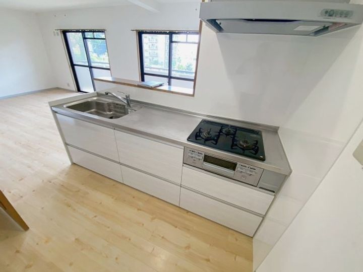 宝塚彩悠館のキッチン