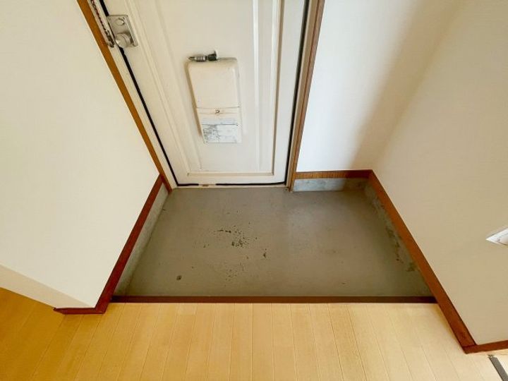 リバティハイツの玄関