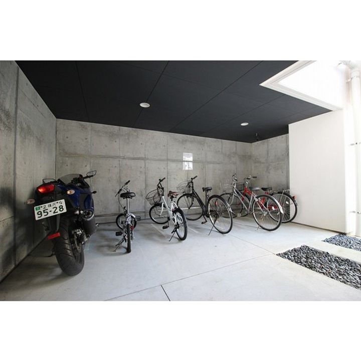 AINAのその他画像