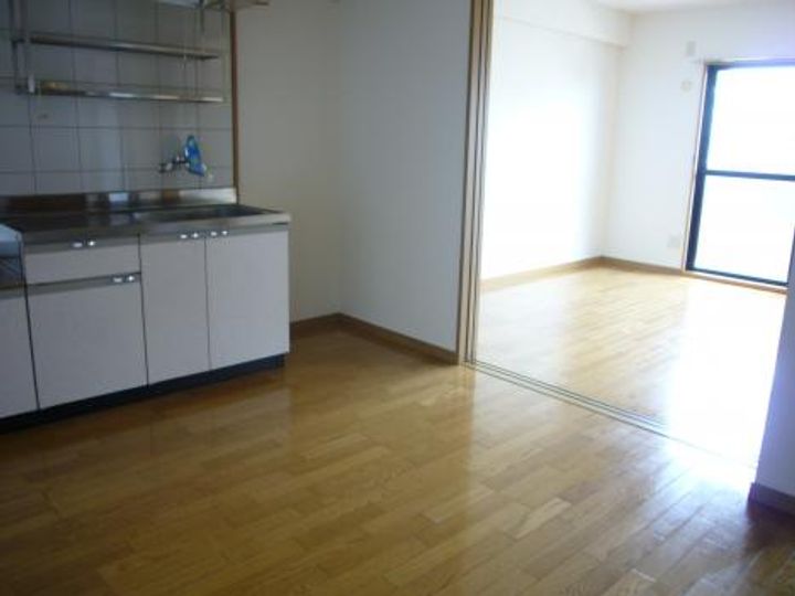 サングリーン藤沢Ⅱの居間