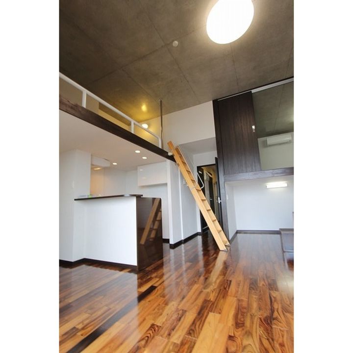 アムールルッソの居間