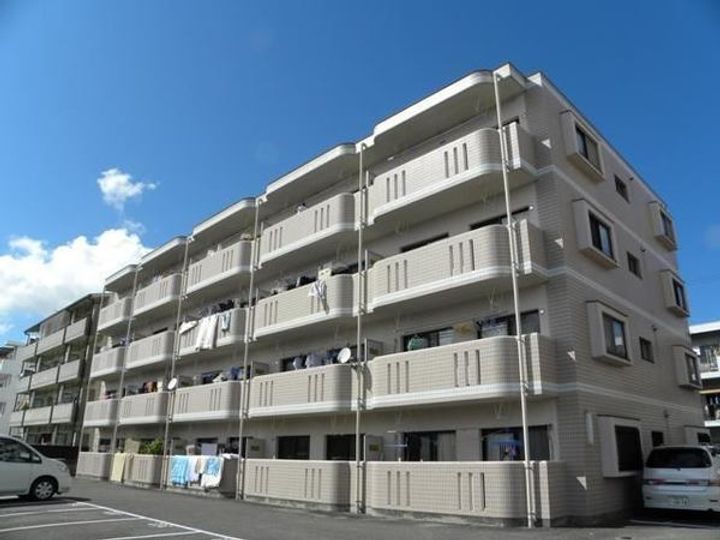 ユーミーハイツの外観