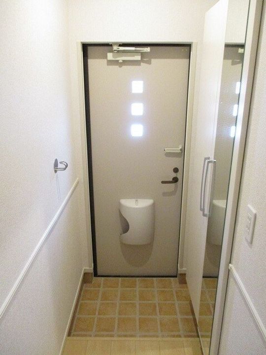 Excellent 悠 Bの玄関