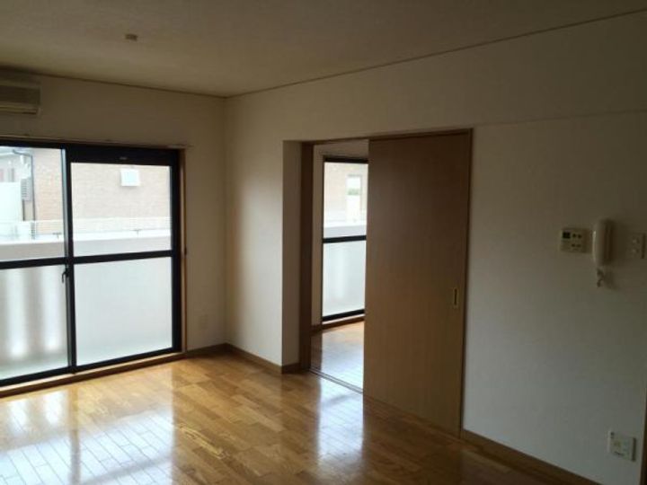 エルシティ大塚の居間