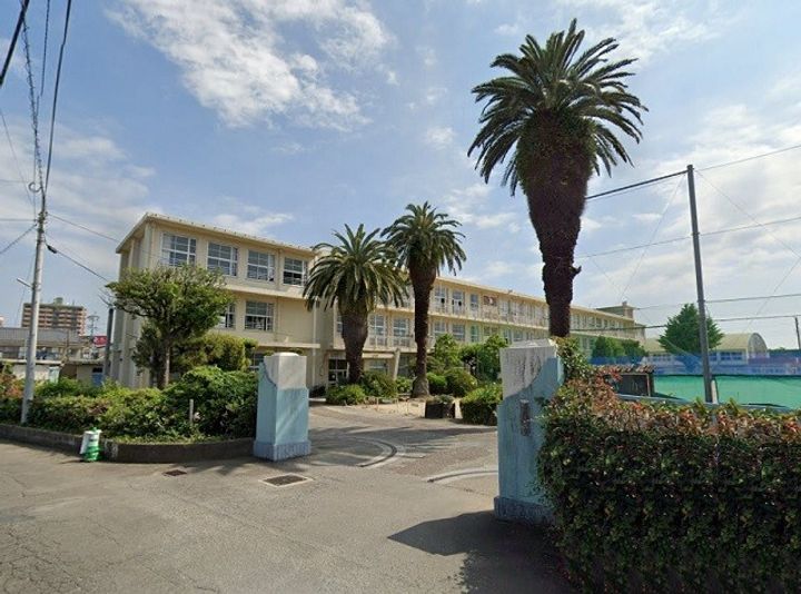 宮崎ミッドタウンツインタワーマハロの周辺