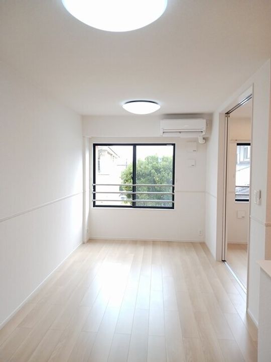 インサイド ビレッジの居間