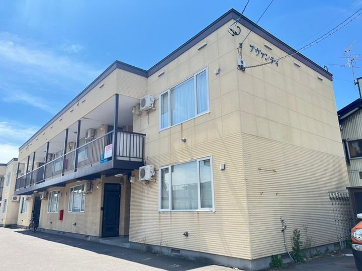 アヴァンティB211の外観