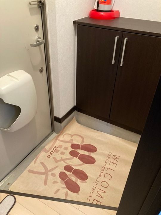アルト30206の玄関