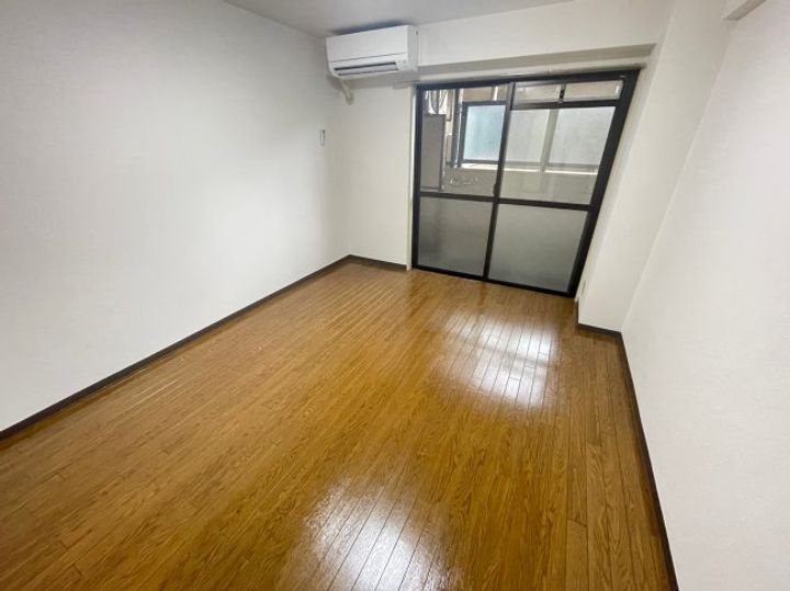 大阪府大阪市西成区聖天下1丁目(マンション)の賃貸物件の寝室