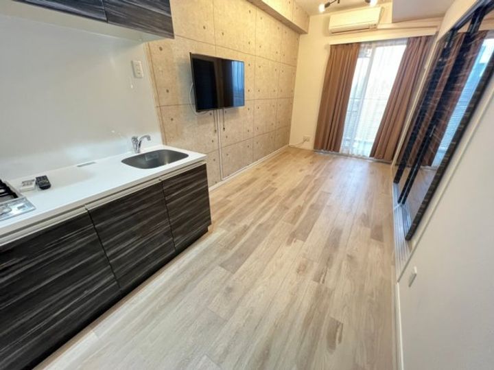 グランドステージ花園505の居間