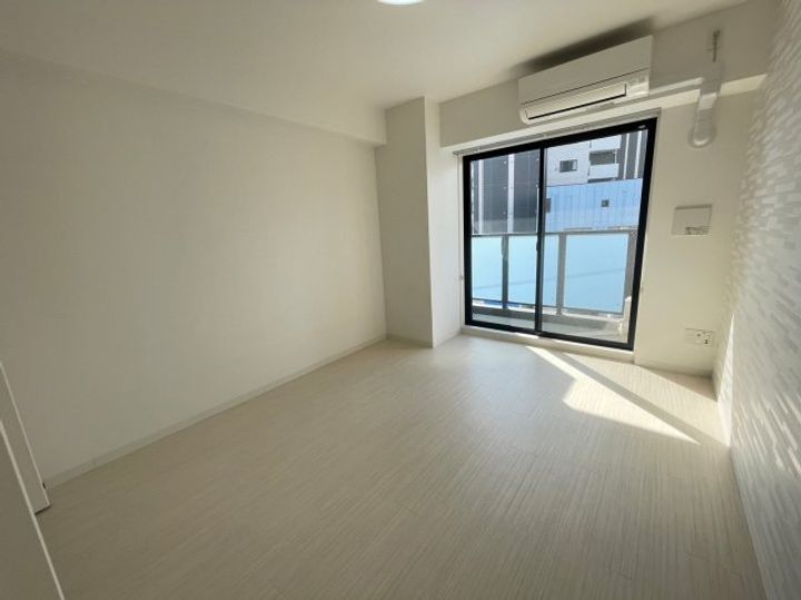 大阪府大阪市西成区北開1丁目(マンション)の賃貸物件の居間