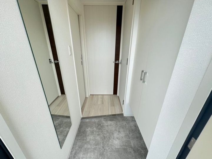 大阪府大阪市浪速区敷津西1丁目(マンション)の賃貸物件の玄関