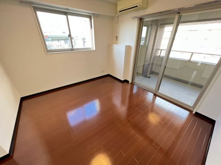 大阪府大阪市西成区山王1丁目(マンション)の賃貸物件の居間