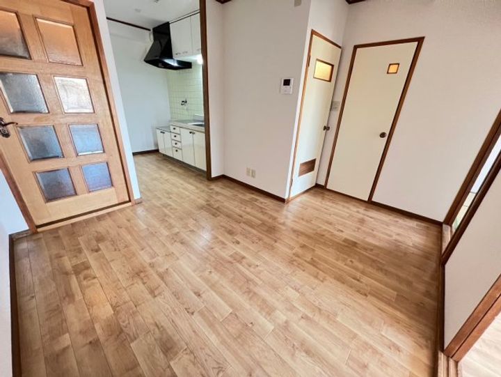 大阪府大阪市西成区玉出東2丁目(マンション)の賃貸物件の居間