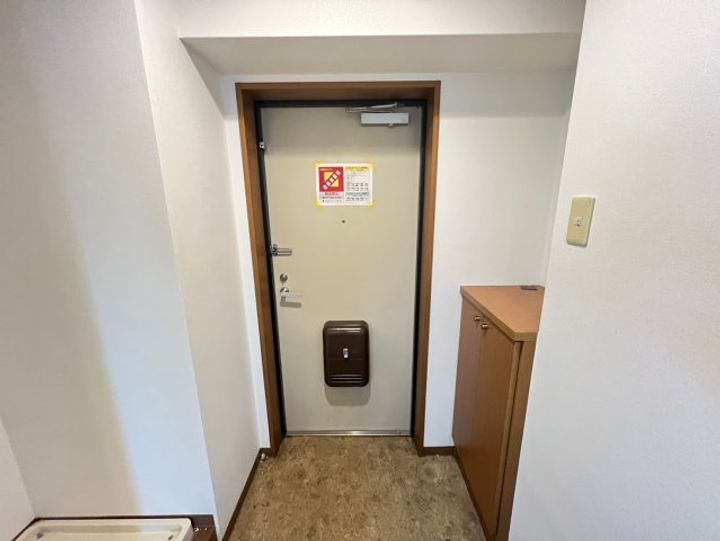 大阪府大阪市住之江区粉浜3丁目(マンション)の賃貸物件の玄関