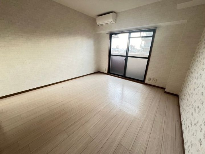 大阪府大阪市住之江区粉浜3丁目(マンション)の賃貸物件の居間