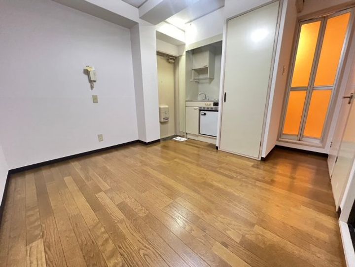 和所マンション中加賀屋の居間