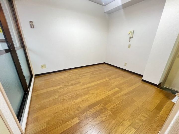 和所マンション中加賀屋の居間