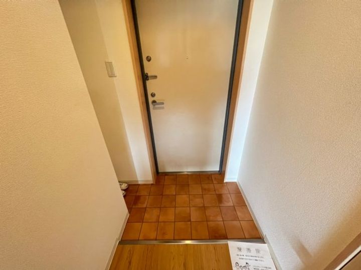 大阪府大阪市西成区天下茶屋東1丁目(マンション)の賃貸物件の玄関