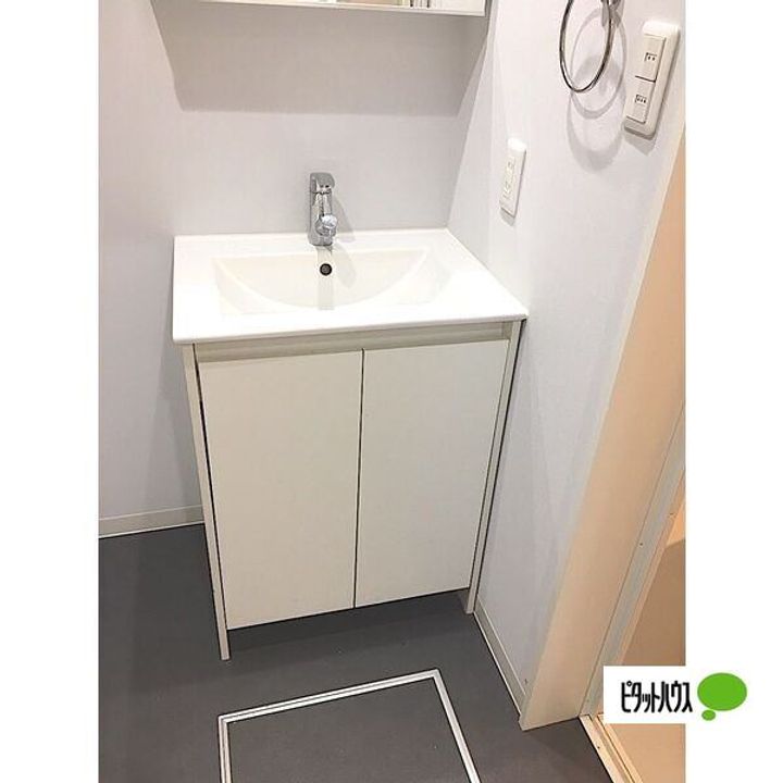 愛知県名古屋市南区呼続3丁目の賃貸アパートの内装