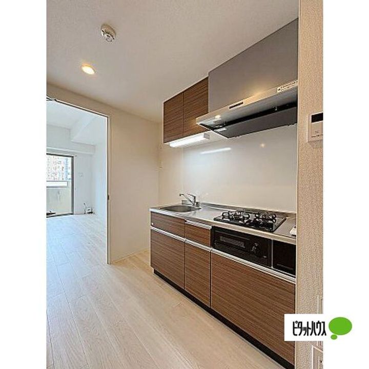 愛知県名古屋市瑞穂区八勝通3丁目の賃貸マンションのキッチン