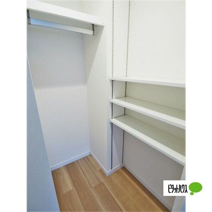 愛知県名古屋市天白区野並3丁目の賃貸アパートの内装