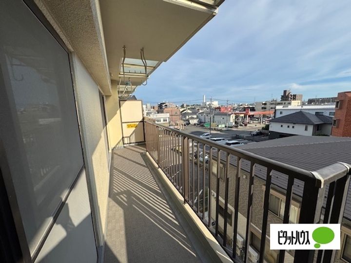 メゾン見晴台401の内装