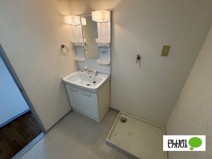 メゾン見晴台401の内装