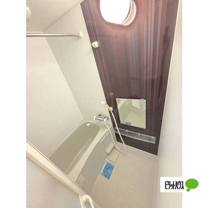 愛知県名古屋市瑞穂区下坂町1丁目の賃貸アパートの風呂