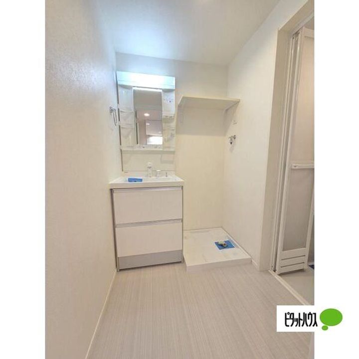 愛知県名古屋市瑞穂区下坂町1丁目の賃貸アパートの内装