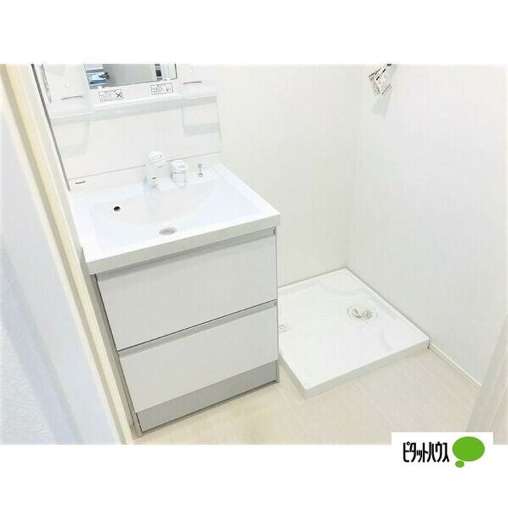 愛知県名古屋市南区駈上2丁目の賃貸アパートの内装