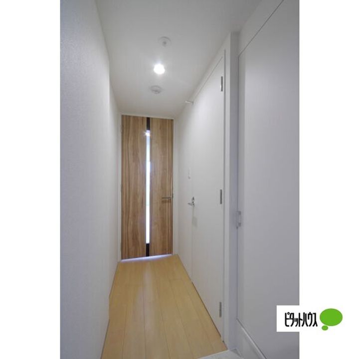 愛知県名古屋市昭和区丸屋町6丁目の賃貸マンションの玄関